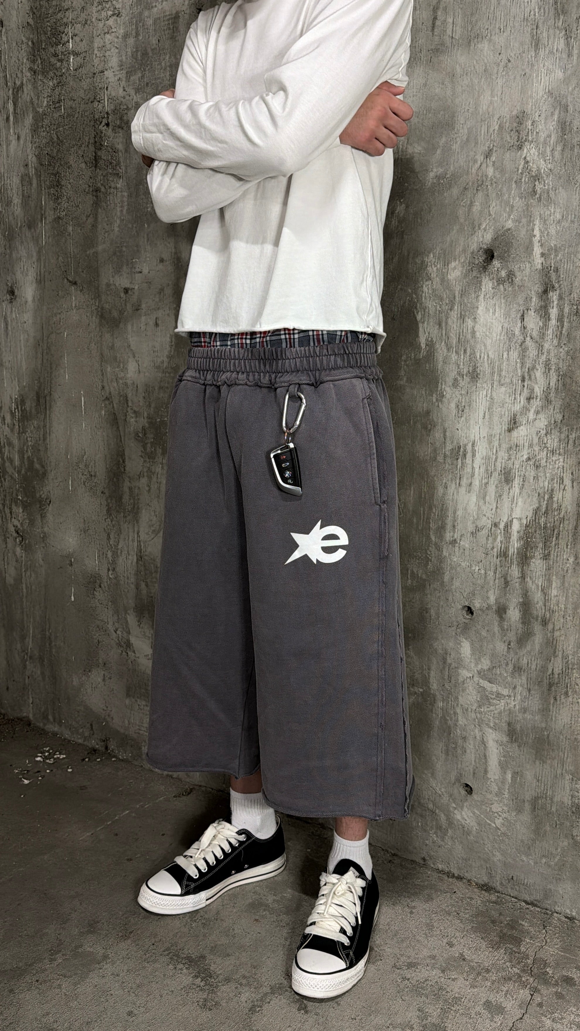 Washed Dark Grey 3/4th shorts